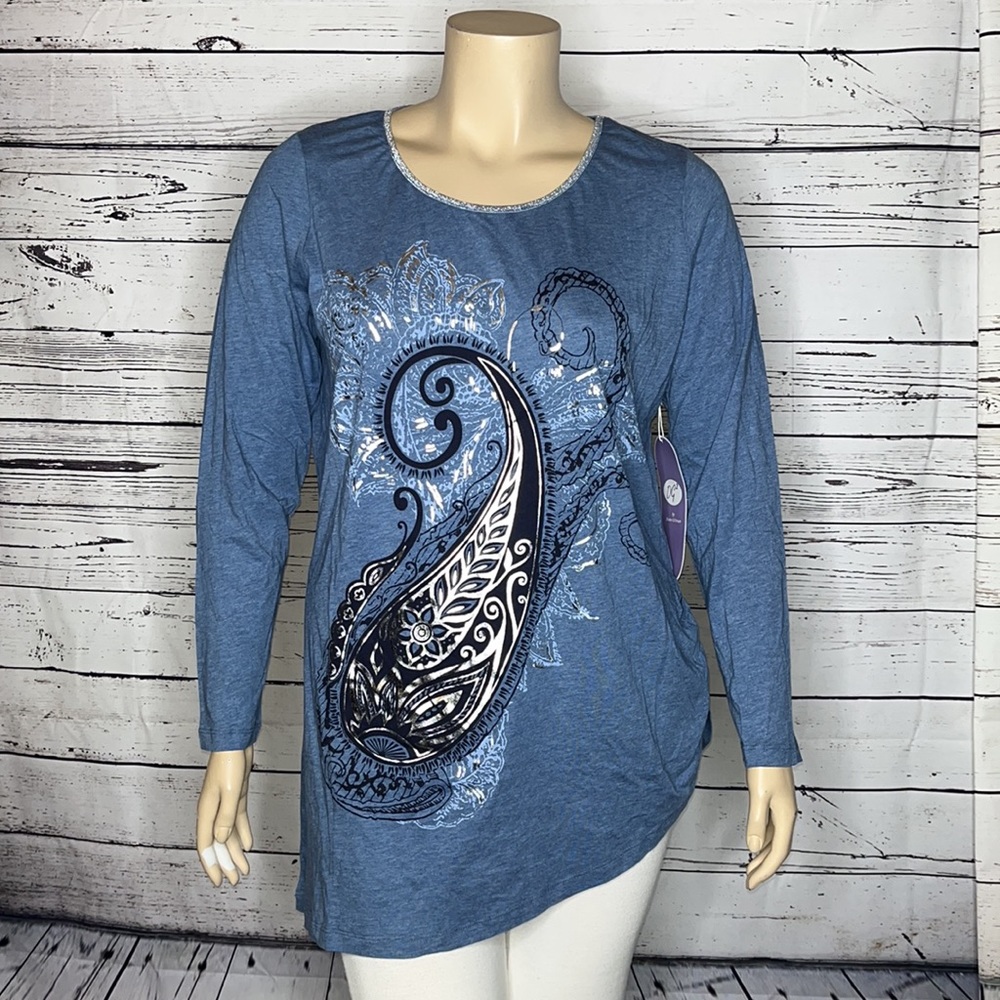DG2 by Diane Gilman NWT Sz. 1X Blue Foil Paisley Asymmetrical Hem Knit Top Shirt